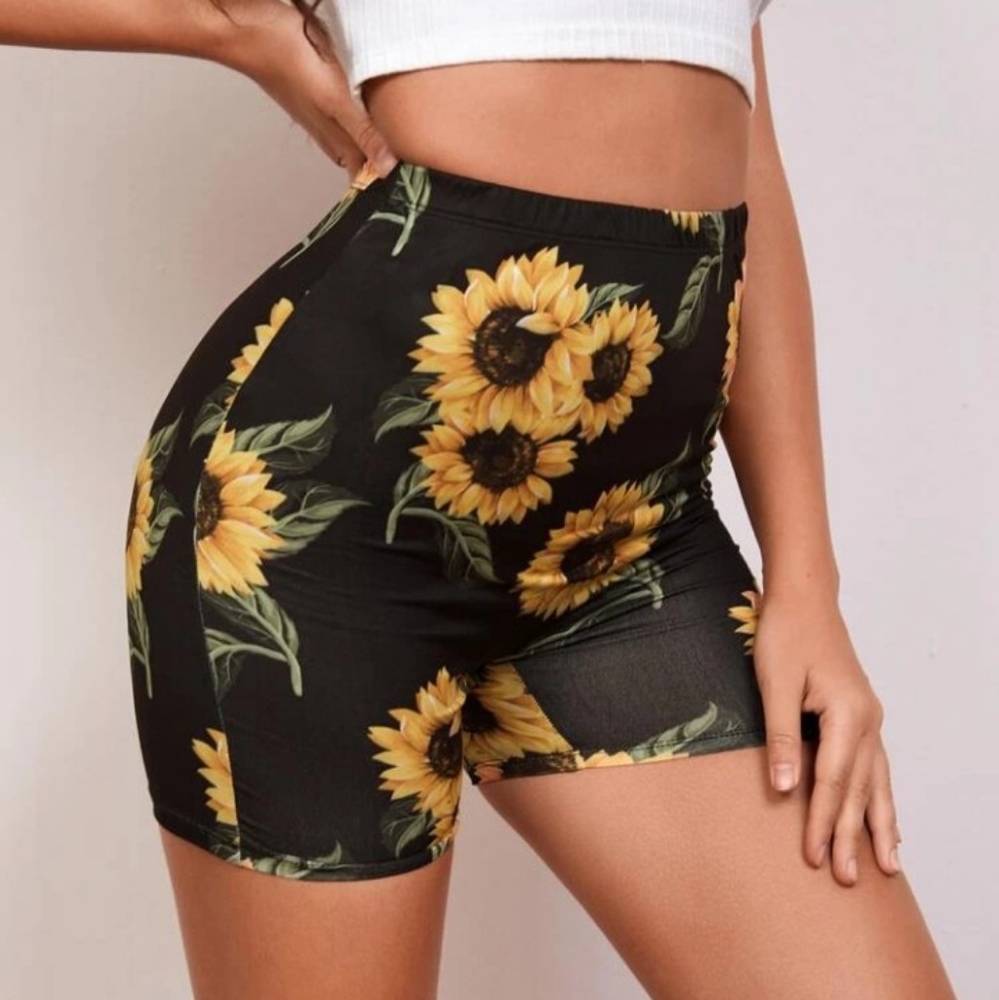 Sunflower biker shorts